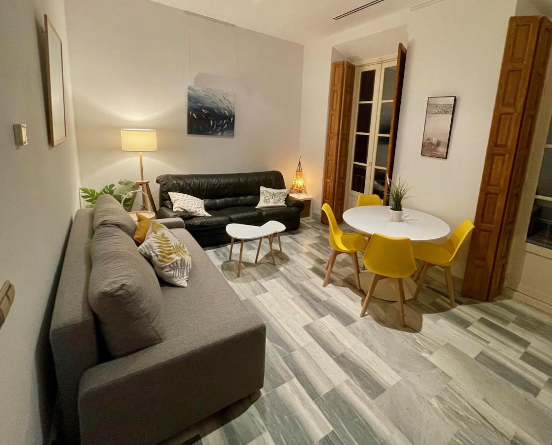 Picasso'S Birth House Charming Apartment Malaga Zewnętrze zdjęcie